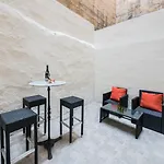 Kampnar Living La Valeta