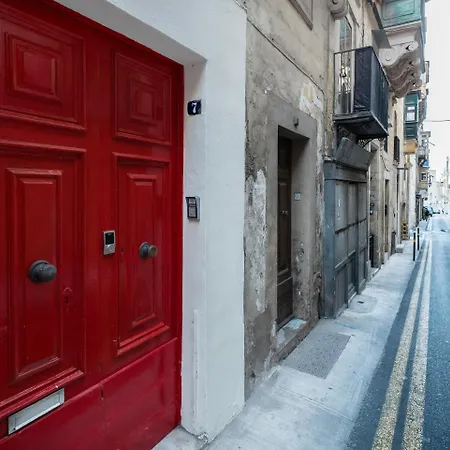 Kampnar Living Guest house Valletta