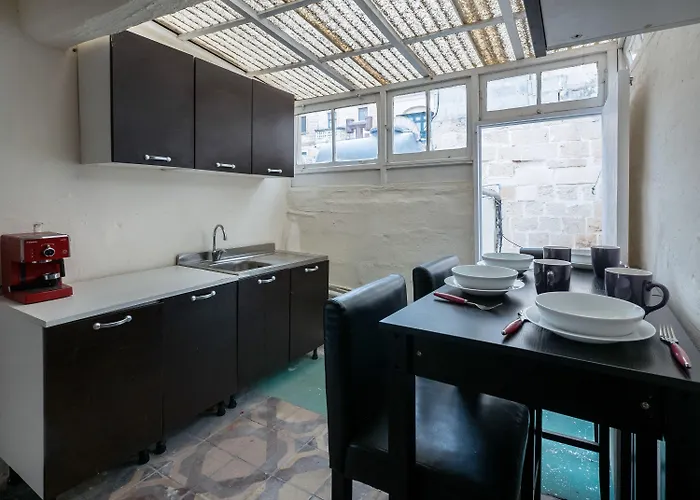 Kampnar Living Πανσιόν