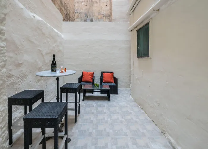 Πανσιόν Kampnar Living