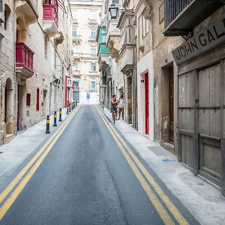 Guest house Kampnar Living