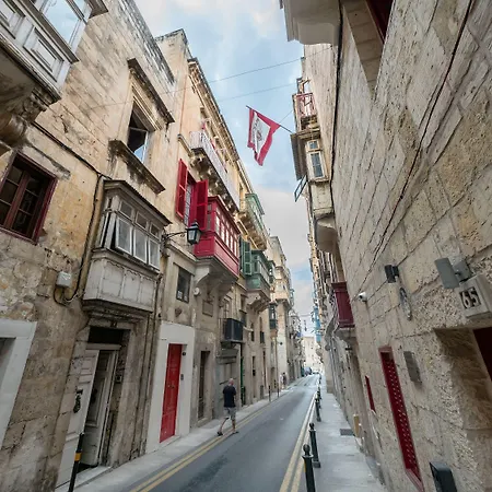Kampnar Living Guest house Valletta