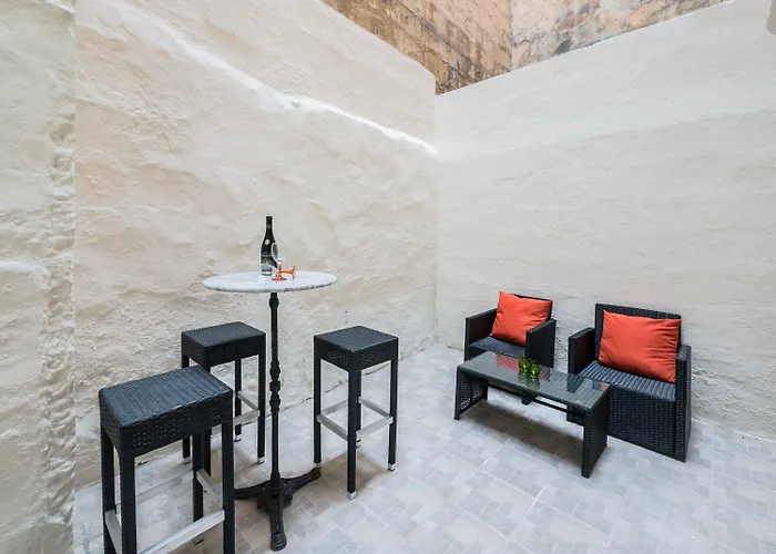 Kampnar Living Valletta