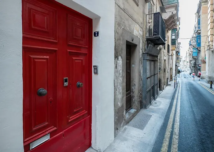 Kampnar Living Guest house Valletta